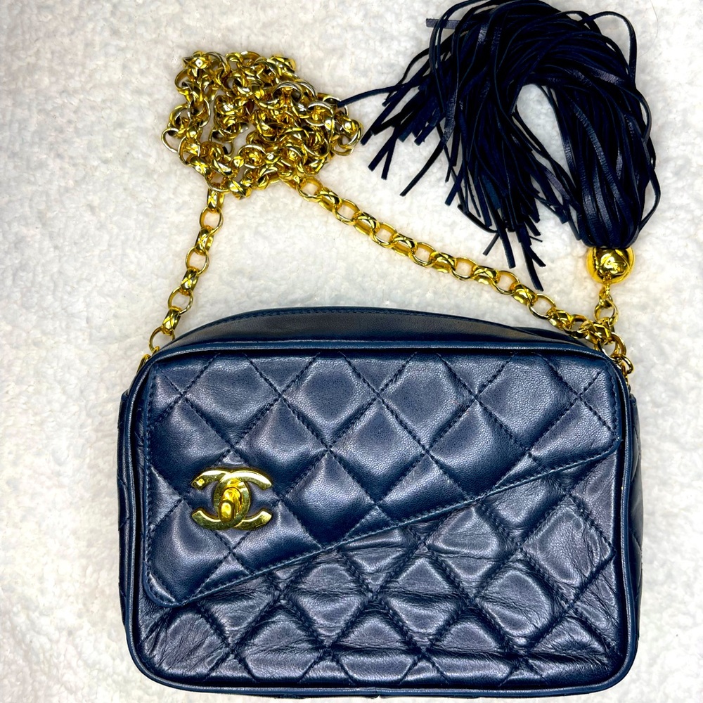 CHANEL Navy Quilted Shoulder Bag